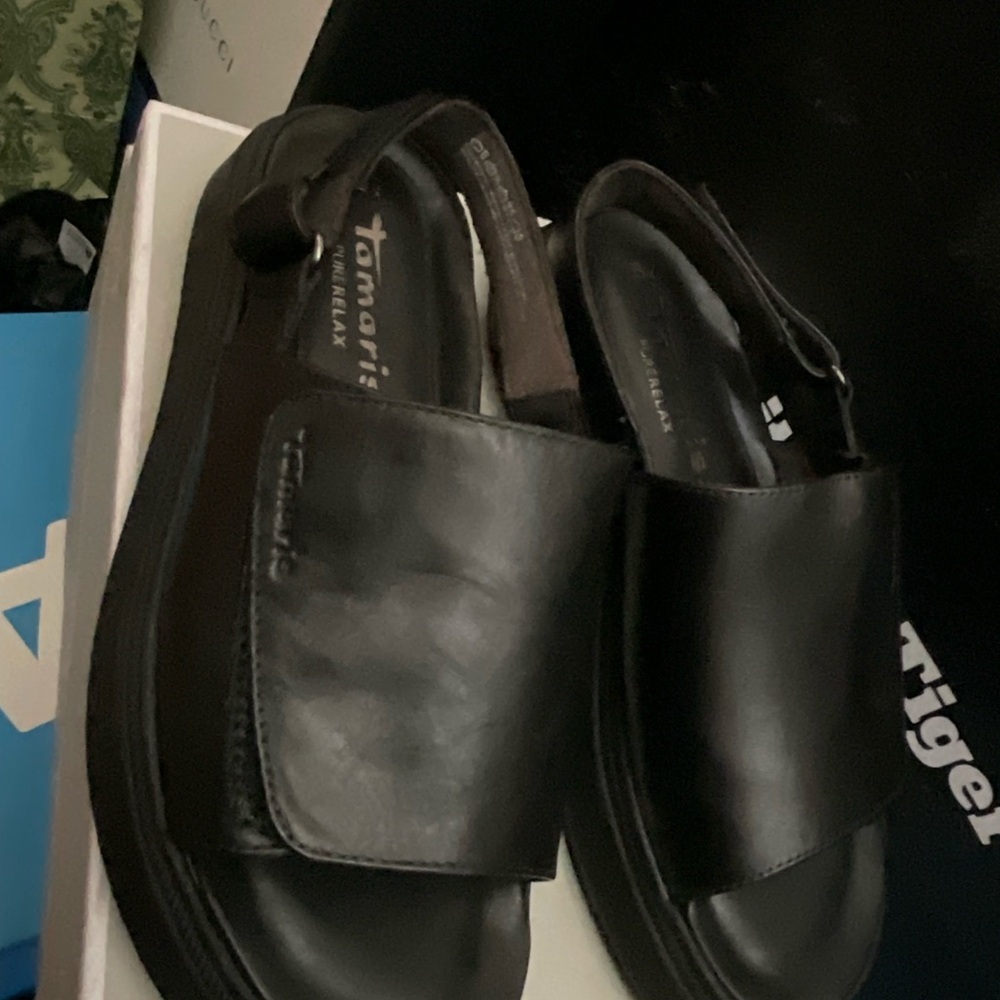 Black sandals